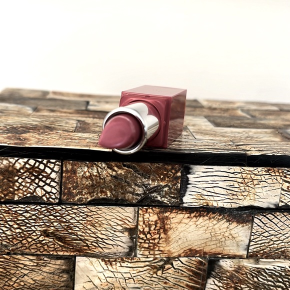 CLINIQUE Travel Lot - Powder Cleanser/Pop Lip Colour/Aromatics Elixir Perfume - Picture 4 of 10